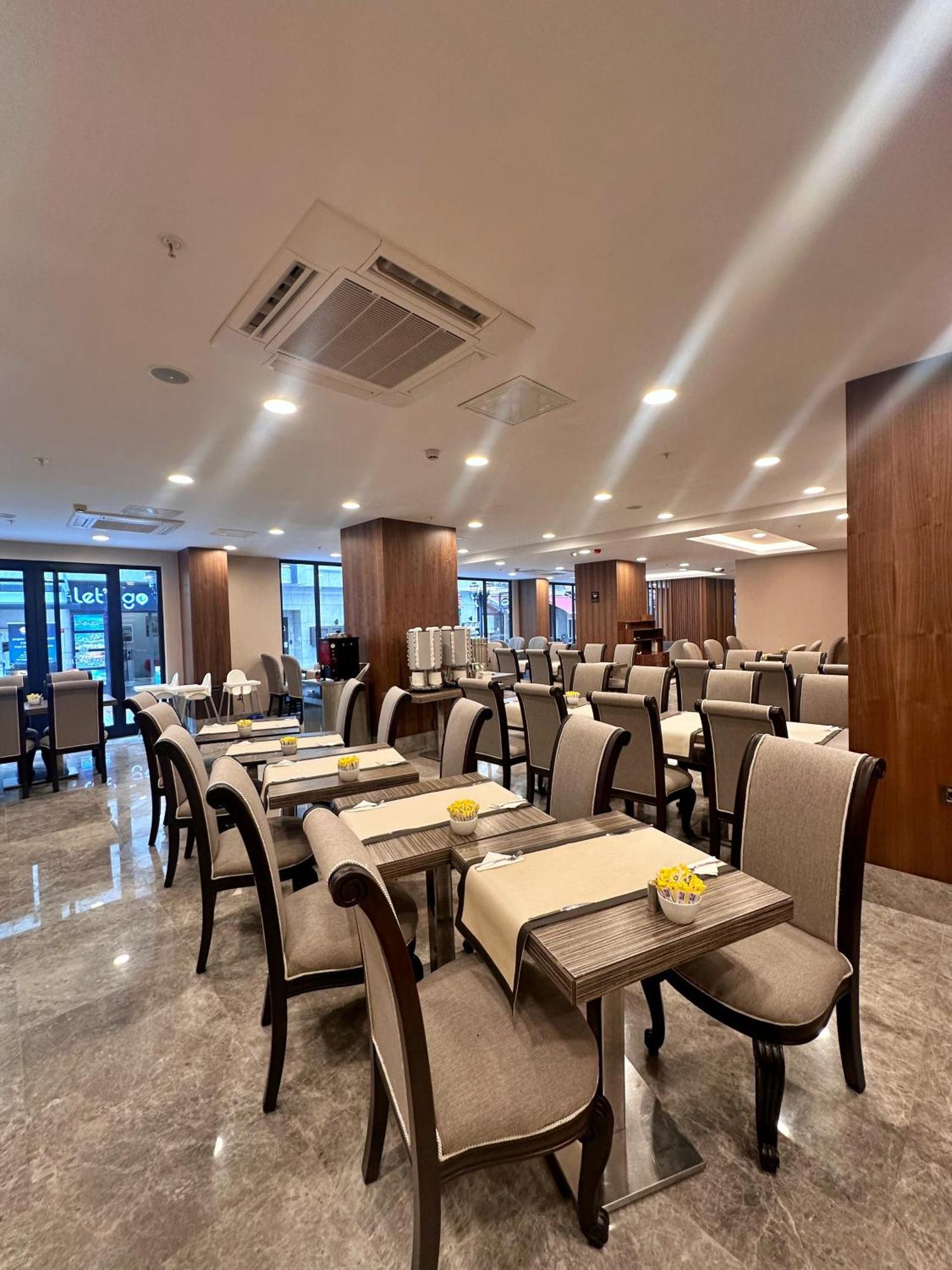 Sapphire Hotel 4*